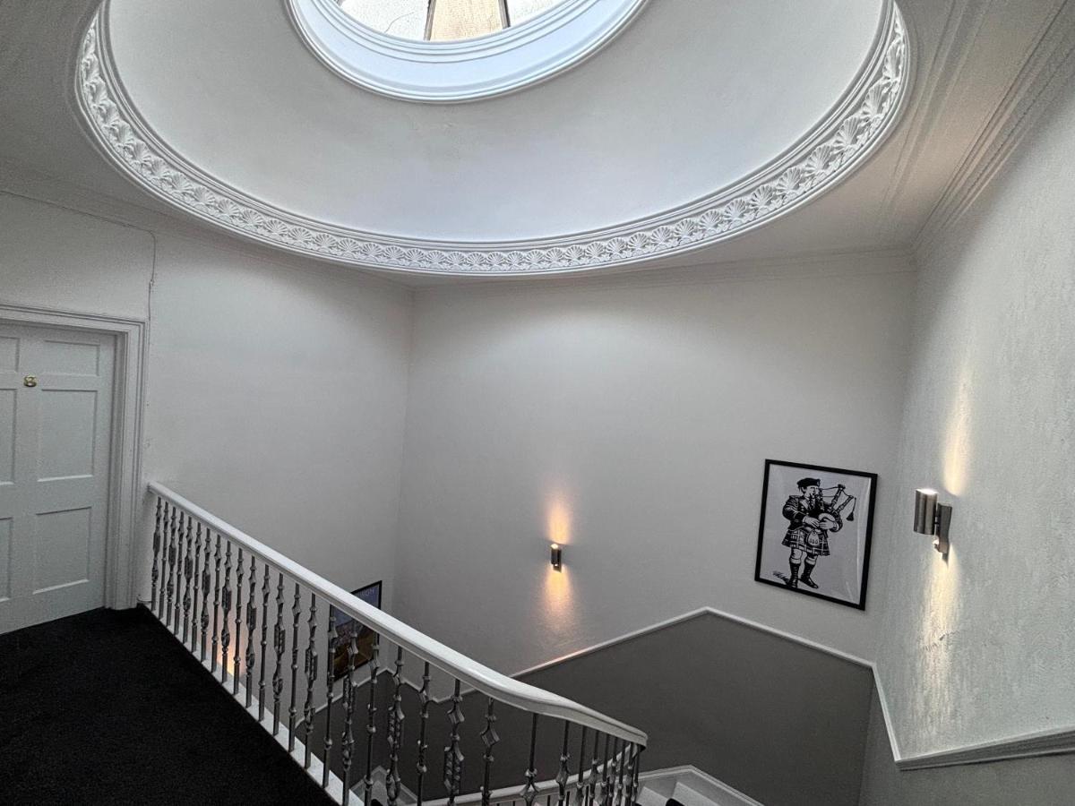 Haymarket Hostel Edinburgh Bagian luar foto