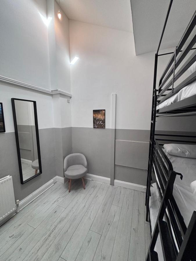 Haymarket Hostel Edinburgh Bagian luar foto